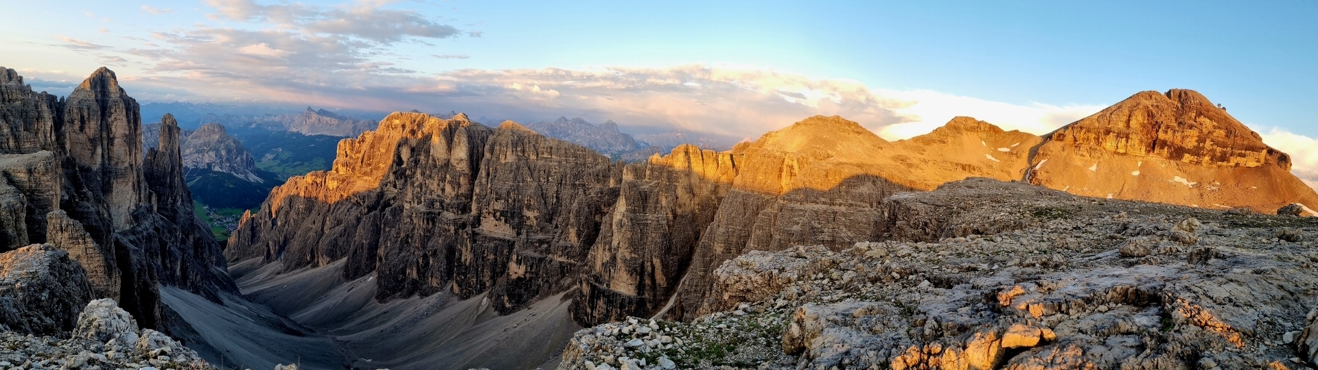 THE WESTERN MYTHIC DOLOMITES