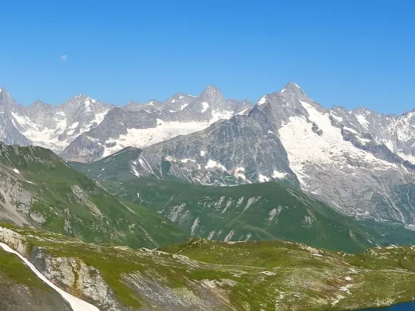 TOUR DES COMBINS